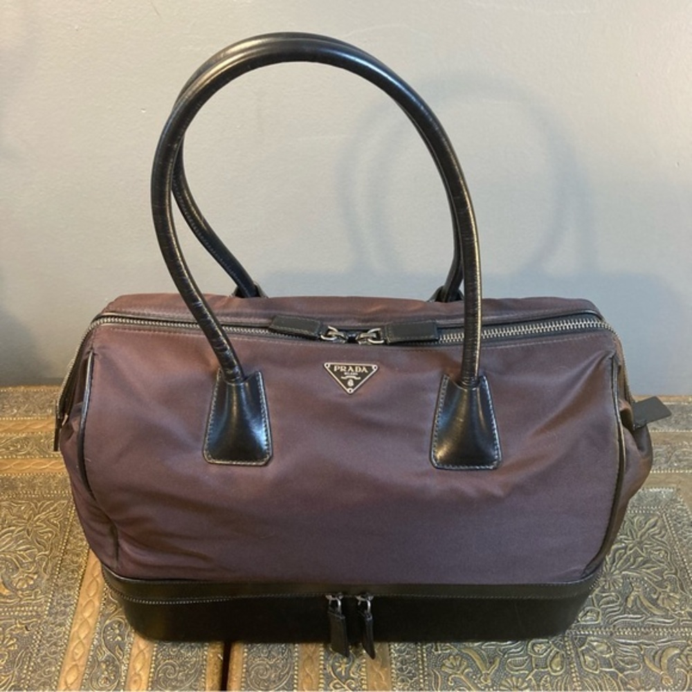 Prada nylon medicine bag top handle‎ train case black burgundy COA included - Picture 3 of 15